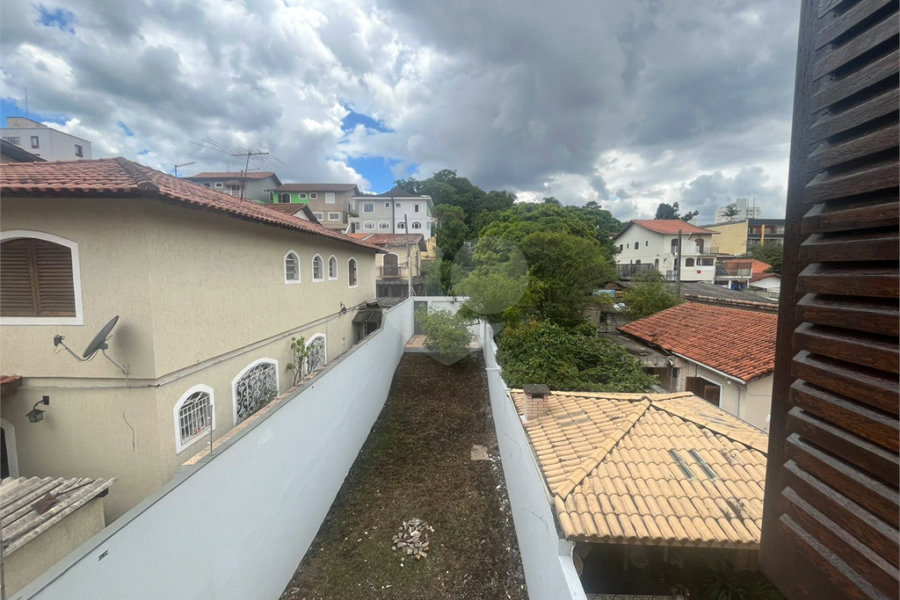 Sobrado à venda com 3 quartos, sendo 1 suíte, em Tremembé, São Paulo, SP