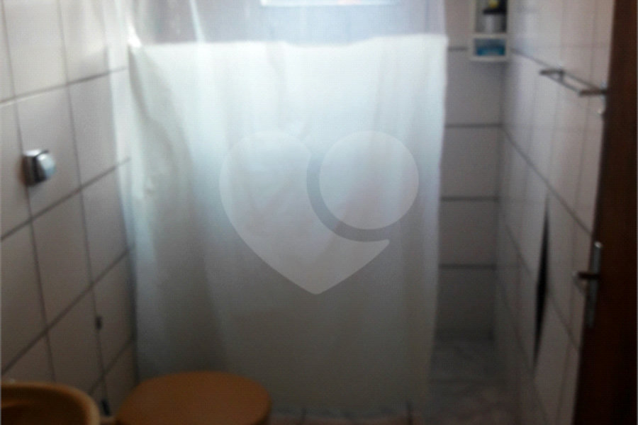 Sobrado à venda com 3 quartos, sendo 1 suíte, em Tremembé, São Paulo, SP