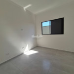 Casa térrea à venda com 3 quartos, sendo 1 suíte, em Vila Bonsai, Atibaia - SP