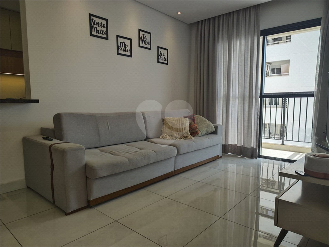 Apartamento à venda com 3 quartos, sendo 1 suíte, em Vila Independência, Sorocaba, SP