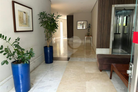 Apartamento para alugar com 3 quartos, sendo 1 suíte, em Pinheiros, São Paulo, SP