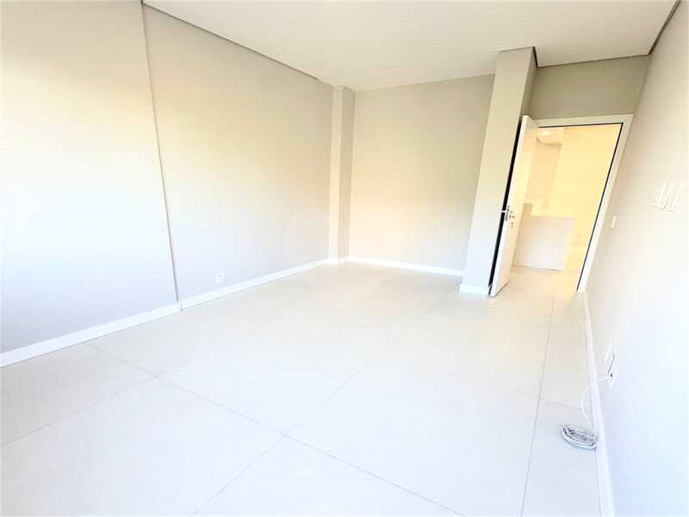 Apartamento à venda com 3 quartos, sendo 1 suíte, em Laranjeiras, Rio de Janeiro, RJ