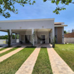 Casa à venda com 5 quartos, sendo 4 suítes, no condomínio Terras de Lucas, Sorocaba - SP