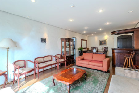 Apartamento à venda com 3 quartos, sendo 1 suíte,  em Granja Julieta, São Paulo, SP