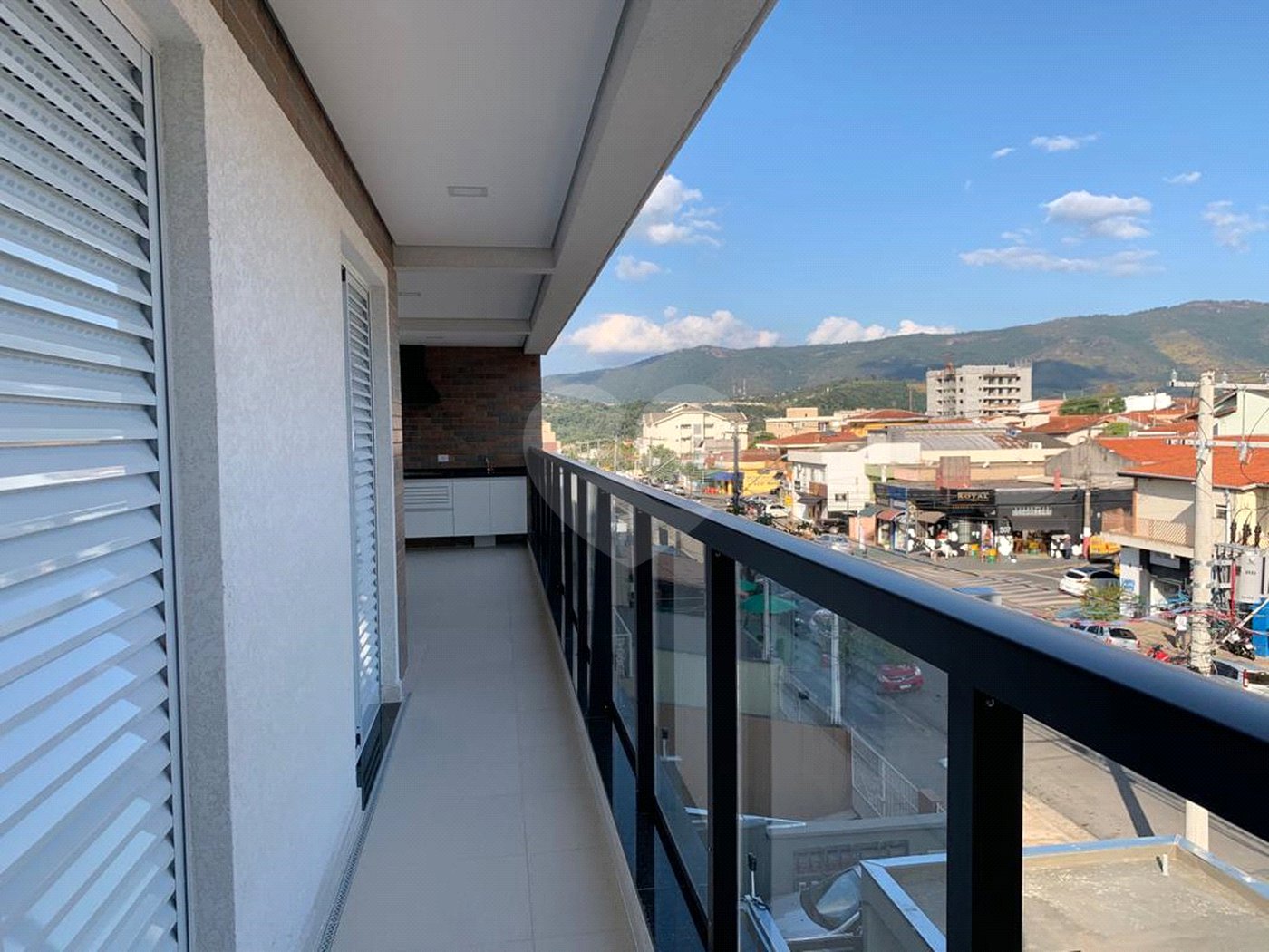 Apartamento à venda ou para alugar com 3 quartos, sendo 1 suíte, em Atibaia Jardim, Atibaia, SP
