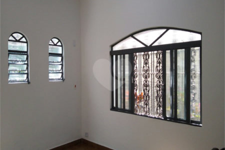 Sobrado à venda com 3 quartos, sendo 1 suíte, em Alto da Boa Vista, São Paulo, SP