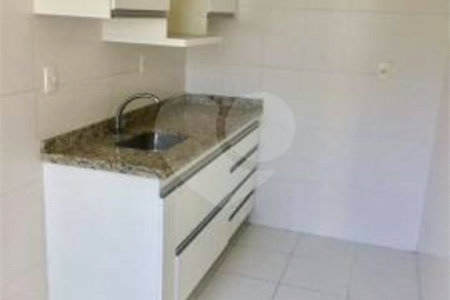 Apartamento à venda com 3 quartos, sendo 1 suíte, em Nova Petrópolis, São Bernardo do Campo, SP