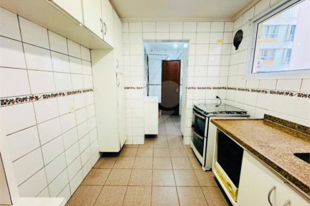Apartamento à venda ou para alugar com 4 quartos, sendo 1 suíte, em Itaim Bibi, São Paulo, SP