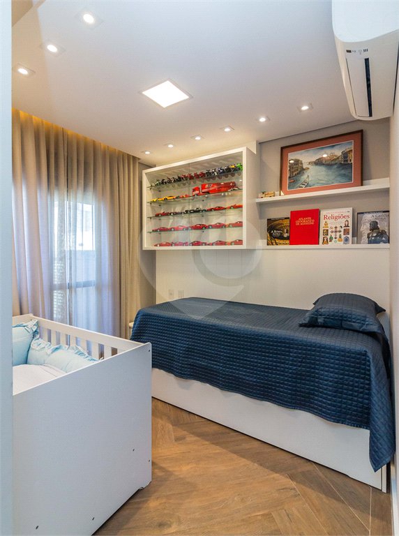 Apartamento à venda com 3 suítes em Vila Gumercindo, São Paulo, SP