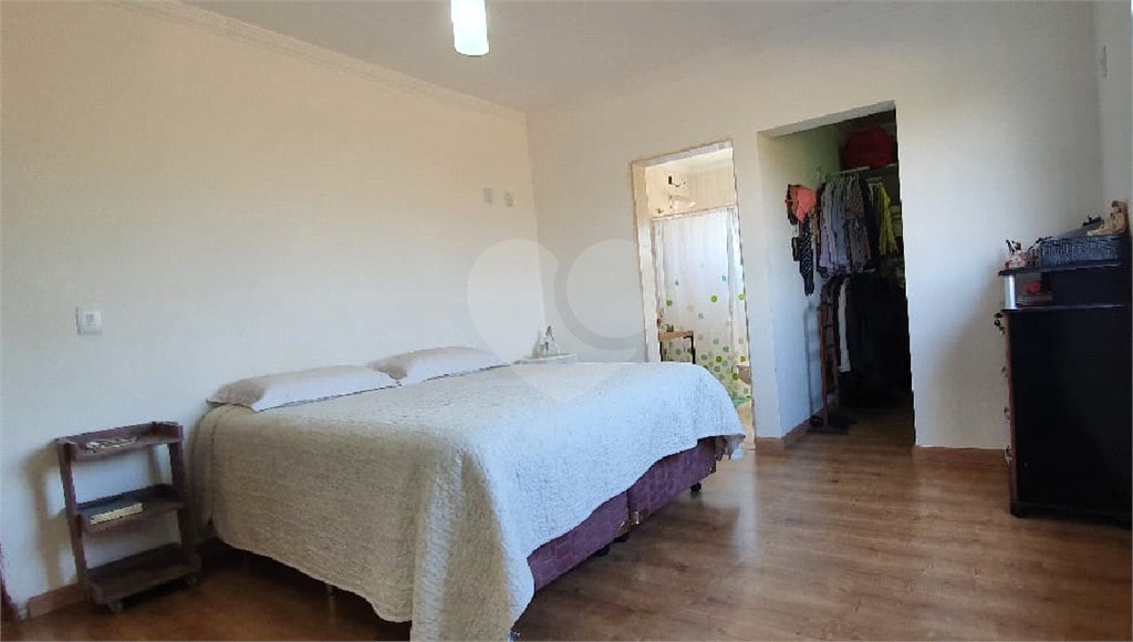 Chácara à venda com 4 quartos, sendo 1 suíte, em Vista Alegre, Vinhedo, SP