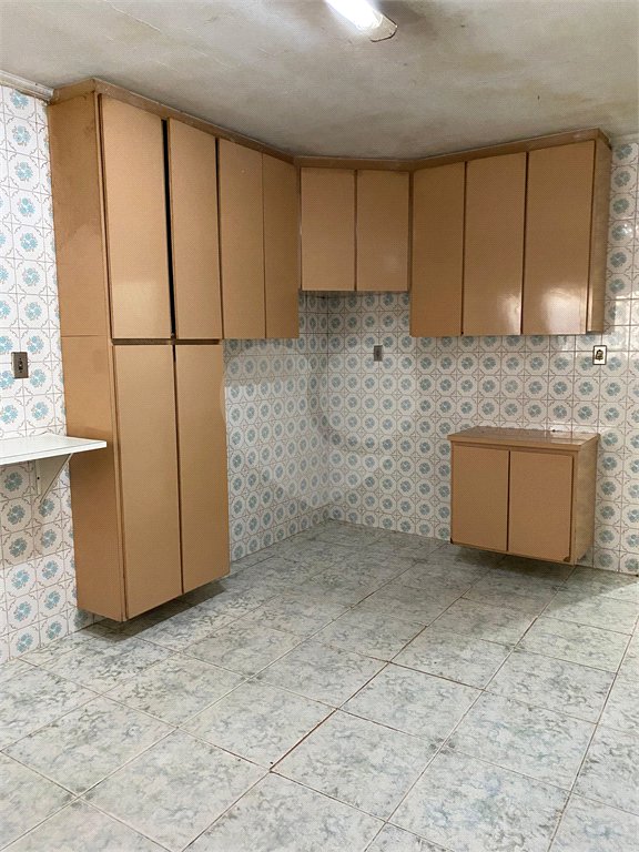 Sobrado à venda com 4 quartos em Parque Edu Chaves, São Paulo, SP