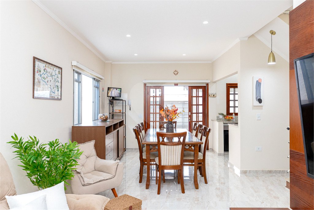 Casa à venda com 5 quartos, sendo 1 suíte, em Jardim Caravelas, São Paulo, SP