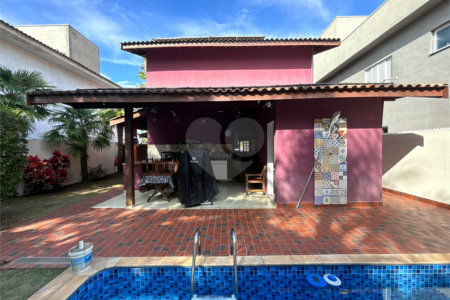 Casa à venda com 3 suítes no condomínio Atibaia Park I, Atibaia - SP