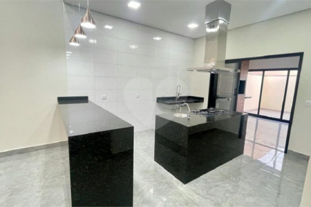 Casa à venda com 3 quartos, sendo 2 suítes, no condomínio Condomino Campos do Conde - Fase 2, Sorocaba - SP