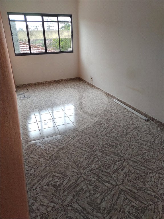 Prédio à venda com 3 quartos, sendo 2 suítes, em Vila Nivi, São Paulo, SP