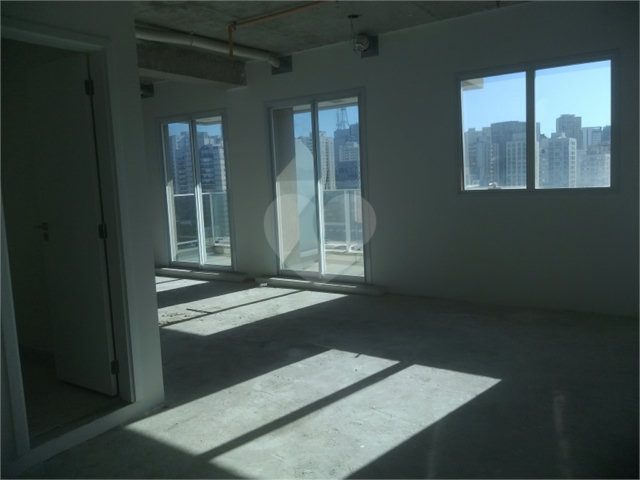 Sala à venda em Liberdade, São Paulo, SP