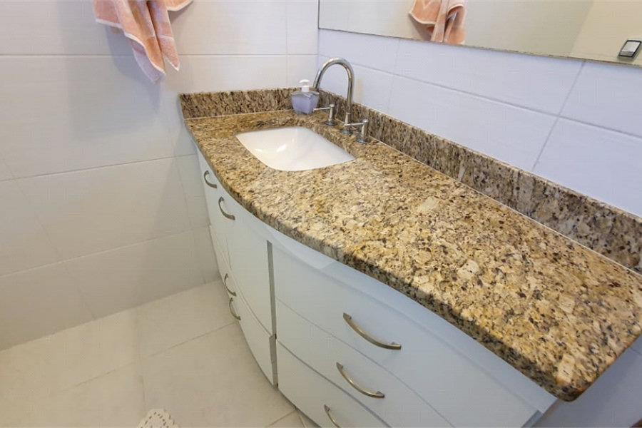 Sobrado à venda com 3 quartos, sendo 1 suíte, em Horto Florestal, São Paulo, SP