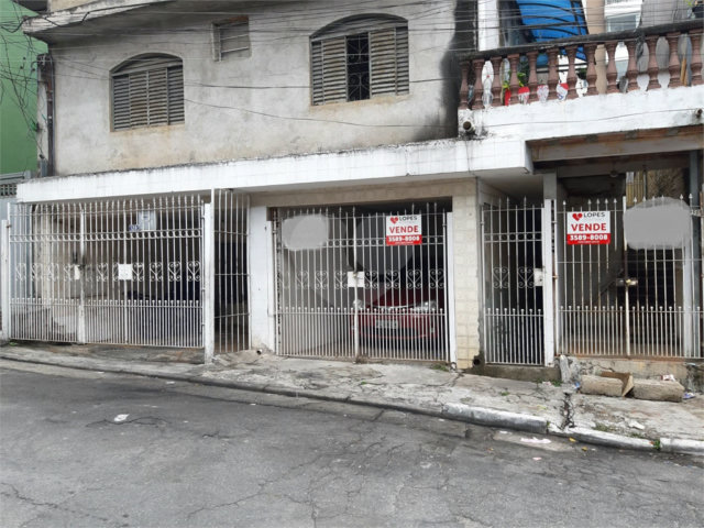 Sobrado à venda com 8 quartos no Brasilândia, São Paulo, SP