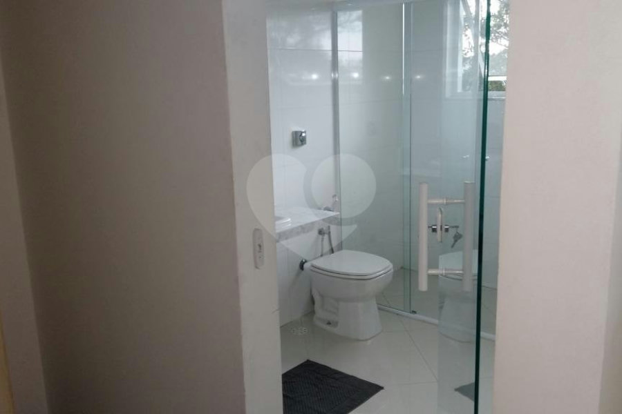 Casa à venda com 5 suítes no condomínio Parque Imperial da Cantareira, Mairiporã - SP