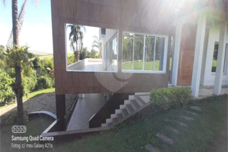 Casa à venda com 4 suítes no condomínio Residencial Vale das Laranjeiras, Indaiatuba - SP
