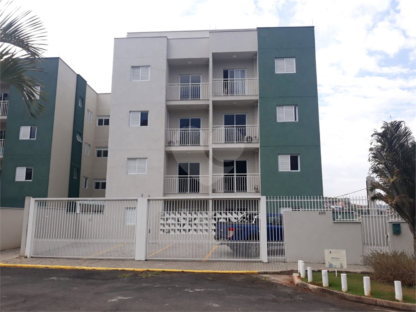 Apartamento à venda com 2 quartos, sendo 1 suíte, em Estação, São Roque, SP