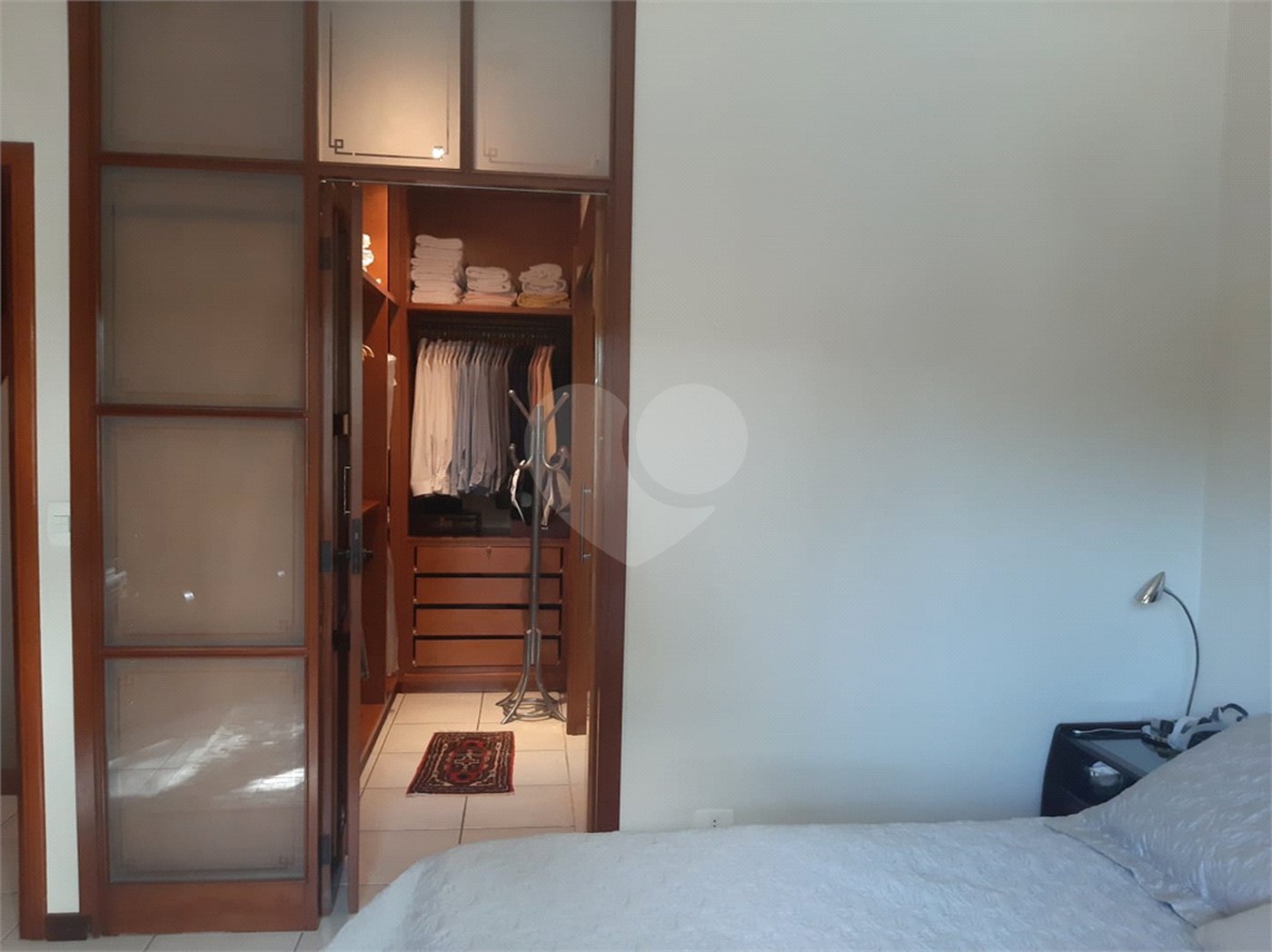 Casa à venda com 4 quartos, sendo 2 suítes,  no condomínio Estância Marambaia, Vinhedo - SP