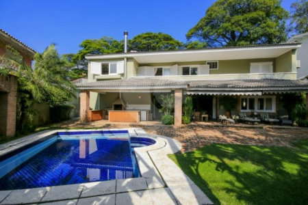 Casa à venda com 3 quartos, sendo 2 suítes,  em Vila Tramontano, São Paulo, SP