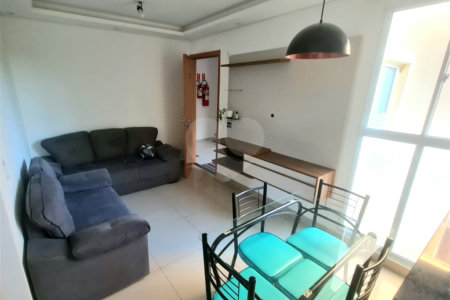 Apartamento à venda com 2 quartos em Jardim Karolyne, Votorantim, SP