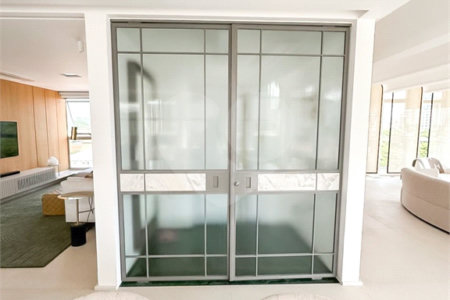 Apartamento à venda com 4 suítes em Vila Cordeiro, São Paulo, SP