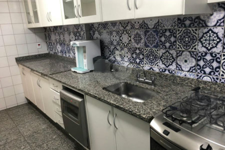 Apartamento à venda com 3 quartos, sendo 2 suítes,  em Paraíso do Morumbi, São Paulo, SP