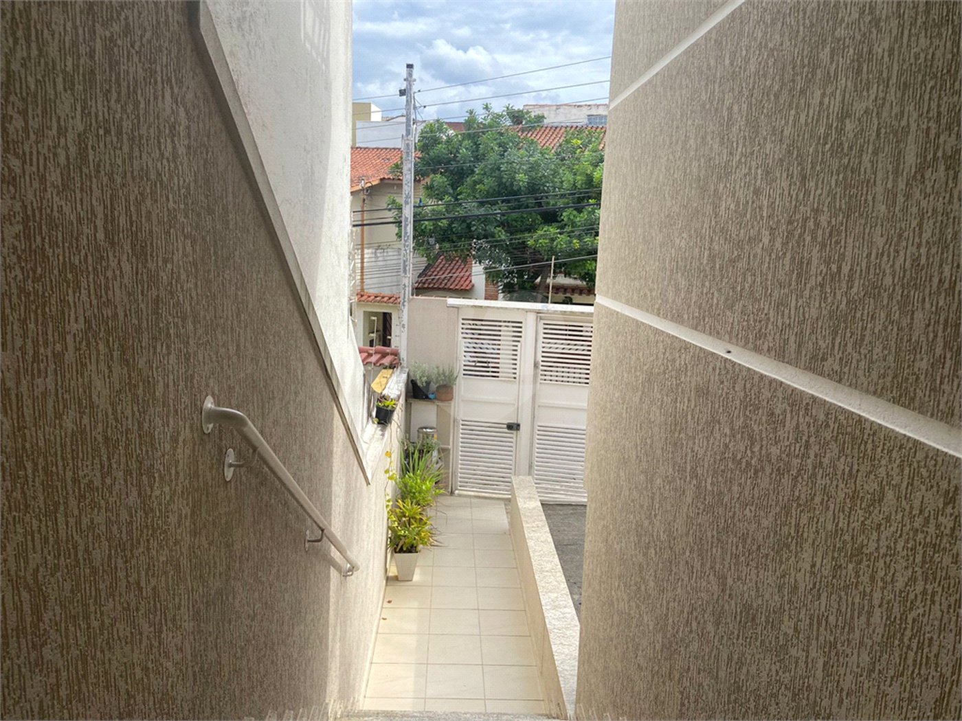 Sobrado à venda com 3 quartos, sendo 1 suíte, em Horto Florestal, São Paulo, SP