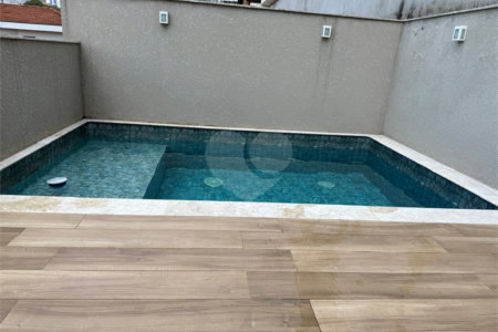 Sobrado à venda com 5 quartos, sendo 3 suítes, em Jardim Franca, São Paulo, SP