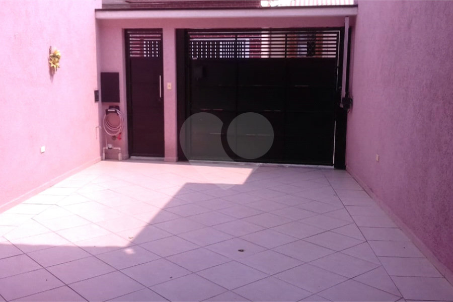 Casa à venda com 4 quartos, sendo 2 suítes, em Vila Medeiros, São Paulo, SP