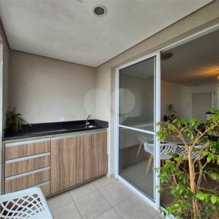 Apartamento à venda com 3 quartos, sendo 1 suíte, em Jardim Parque Morumbi, São Paulo, SP