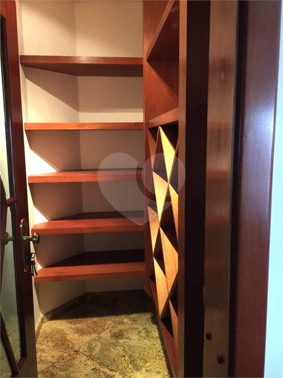 Apartamento à venda com 4 quartos, sendo 3 suítes, em Bosque da Saúde, São Paulo, SP