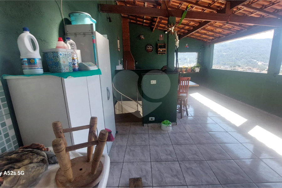 Casa à venda com 3 quartos, sendo 2 suítes, em Moinho, Mairiporã, SP