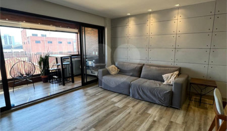Apartamento à venda com 2 quartos, sendo 1 suíte,  em Vila Monumento, São Paulo, SP
