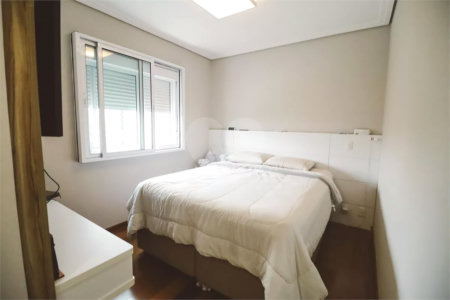 Apartamento à venda com 3 quartos, sendo 1 suíte,  em Vila Dom Pedro II, São Paulo, SP