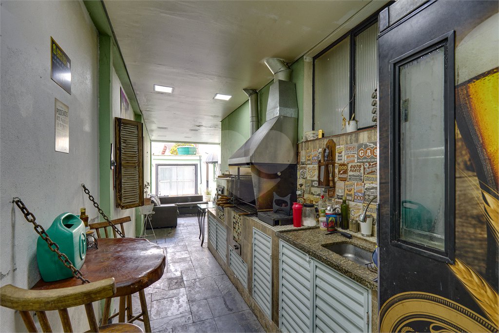 Casa à venda com 5 quartos, sendo 3 suítes, em Santo Amaro, São Paulo, SP