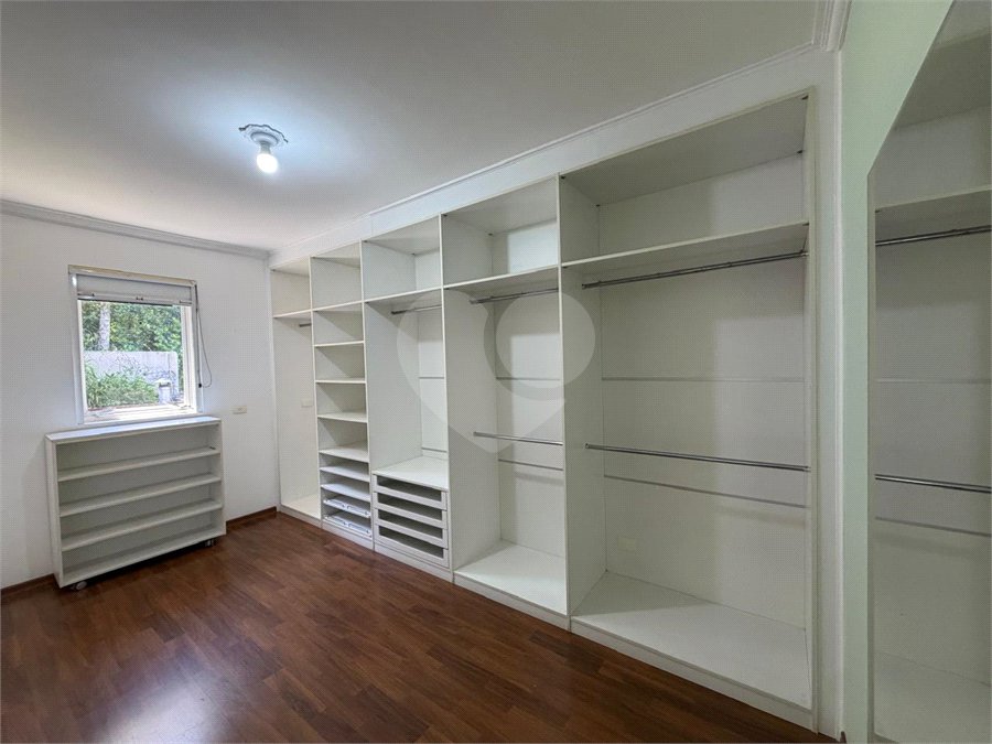 Casa à venda ou para alugar com 4 quartos, sendo 3 suítes, em Alto da Boa Vista, São Paulo, SP