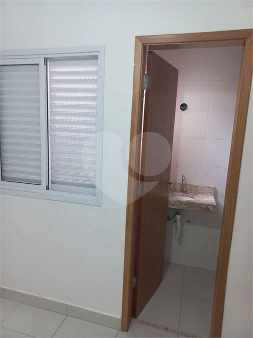 Casa à venda com 2 suítes no condomínio martinha, São Paulo - SP