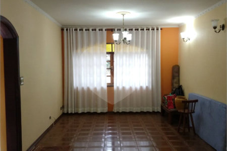 Casa à venda com 3 quartos, sendo 1 suíte, em Vila Irmãos Arnoni, São Paulo, SP