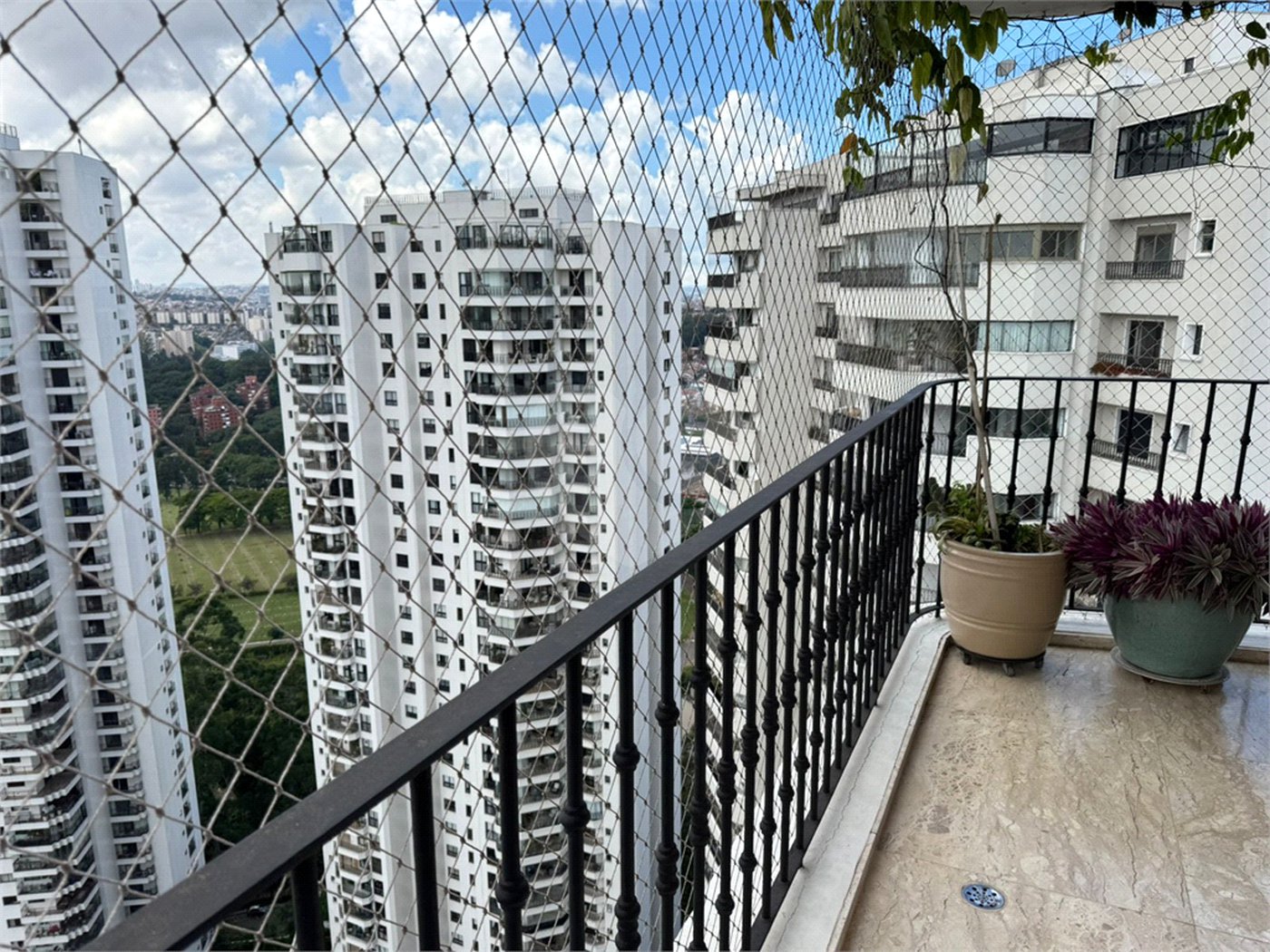 Cobertura à venda ou para alugar com 6 suítes em Santo Amaro, São Paulo, SP