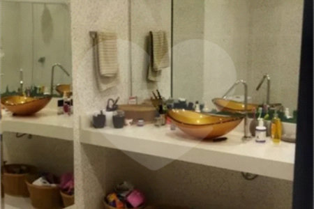 Casa à venda com 3 quartos em Jardim Maracá, São Paulo, SP