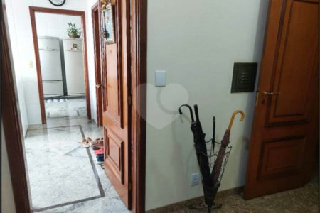 Apartamento à venda com 3 quartos, sendo 1 suíte, no Centro, Araraquara, SP