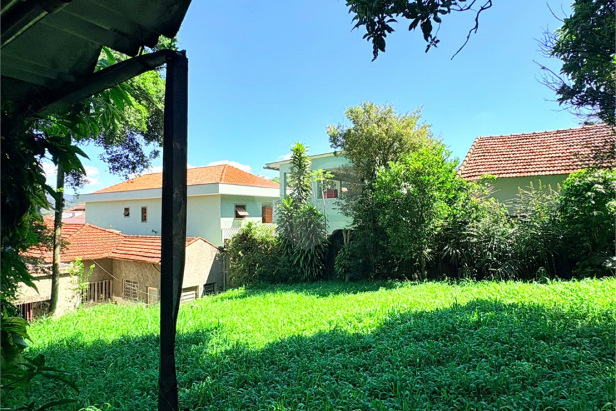 Casa Térrea à venda com 3 quartos, sendo 1 suíte, em Jardim Floresta, São Paulo, SP