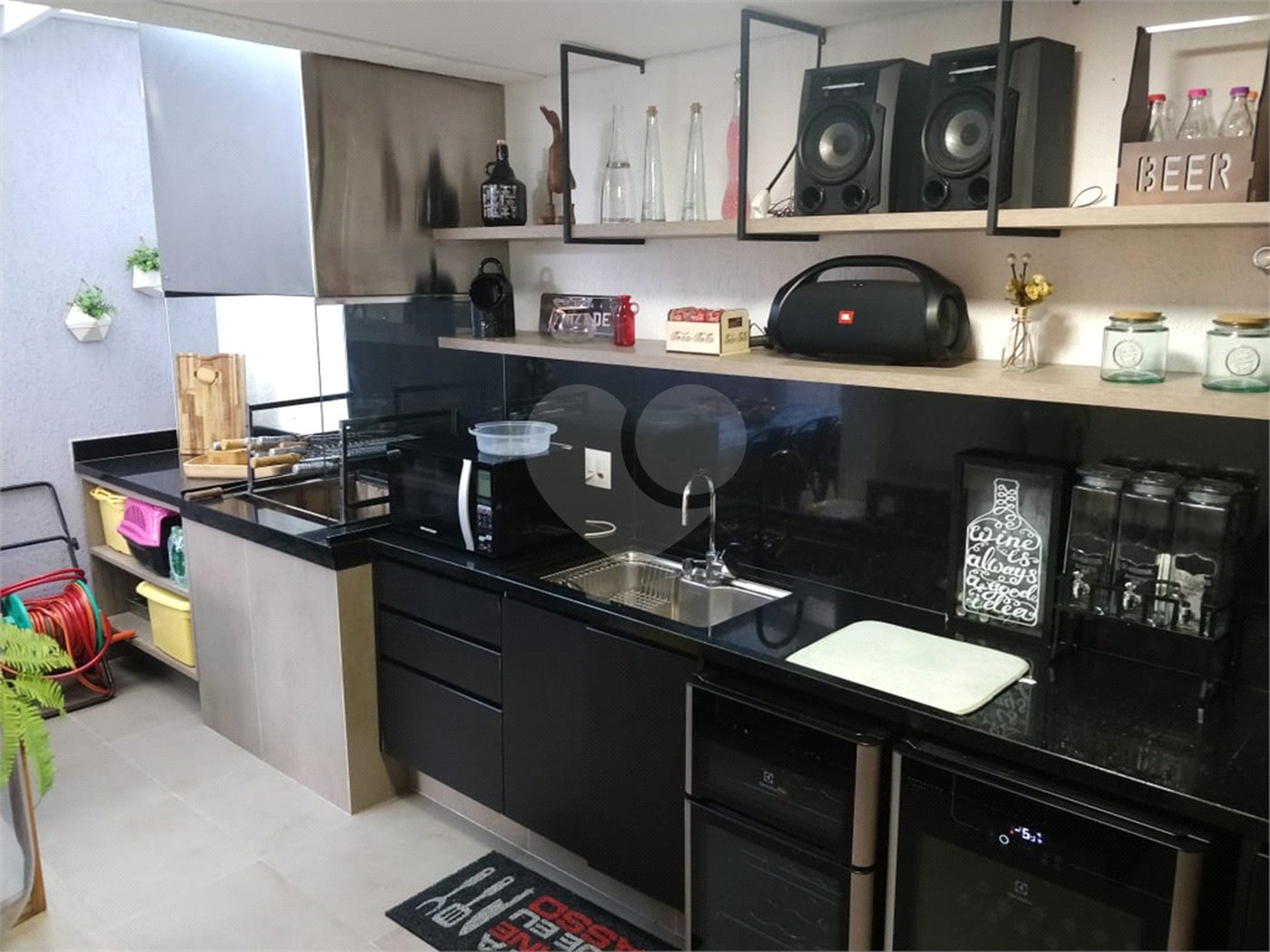 Sobrado à venda com 3 quartos, sendo 1 suíte,  em Vila Oliveira, Mogi das Cruzes, SP