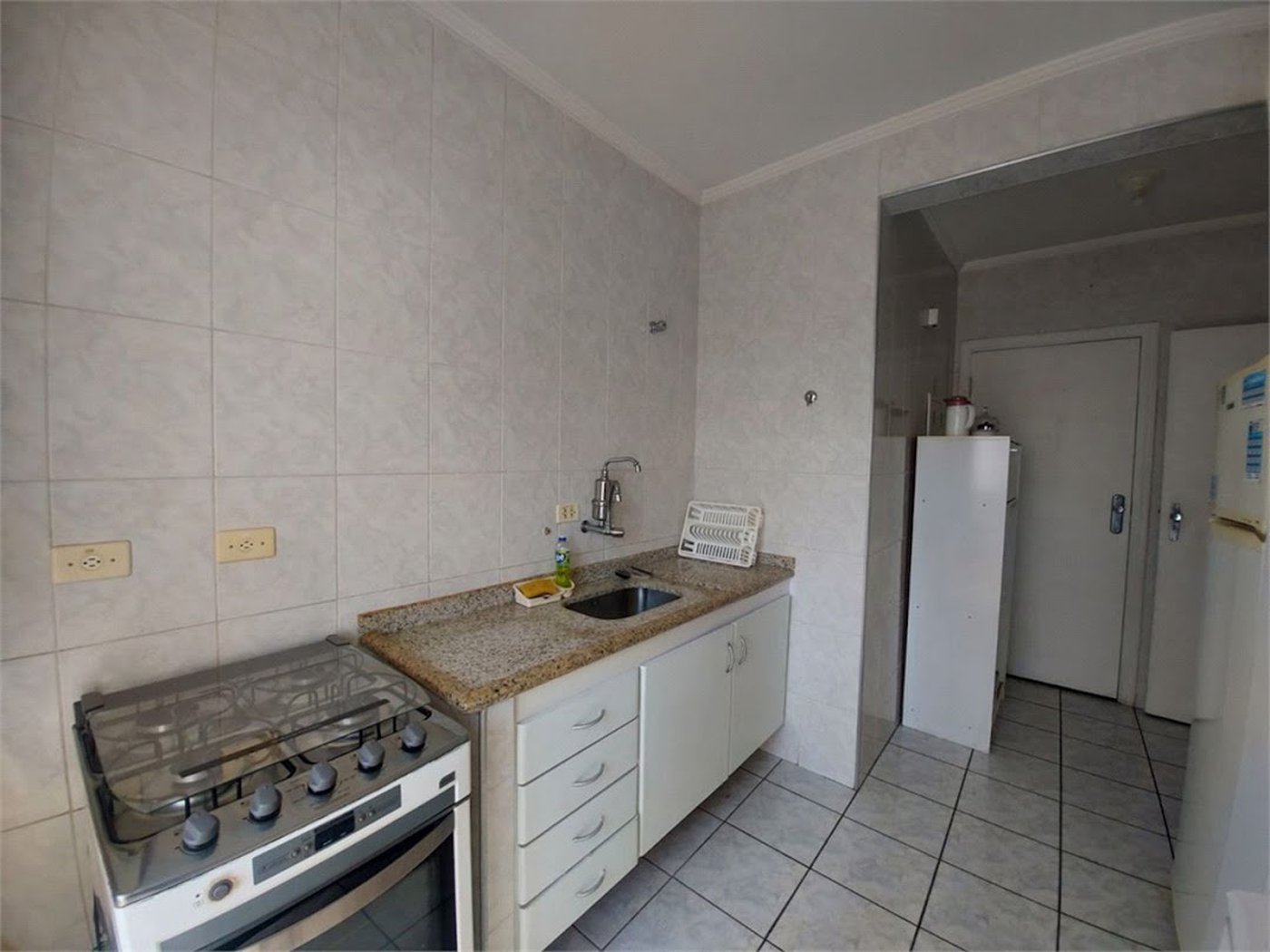 Apartamento com 3 dormitórios à venda, 87 m² por R$ 400.000,00 - Jardim Praiano - Guarujá/SP