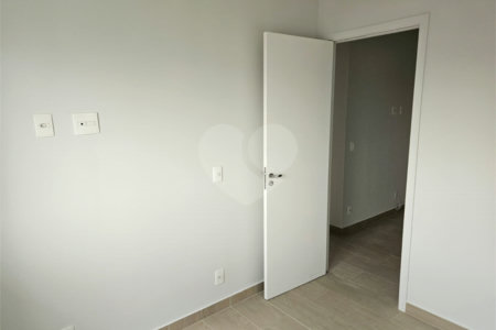 Apartamento para alugar com 2 quartos, sendo 1 suíte, em Chácara Santo Antônio, São Paulo, SP