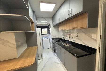Apartamento para alugar com 3 quartos, sendo 1 suíte,  em Pinheiros, São Paulo, SP